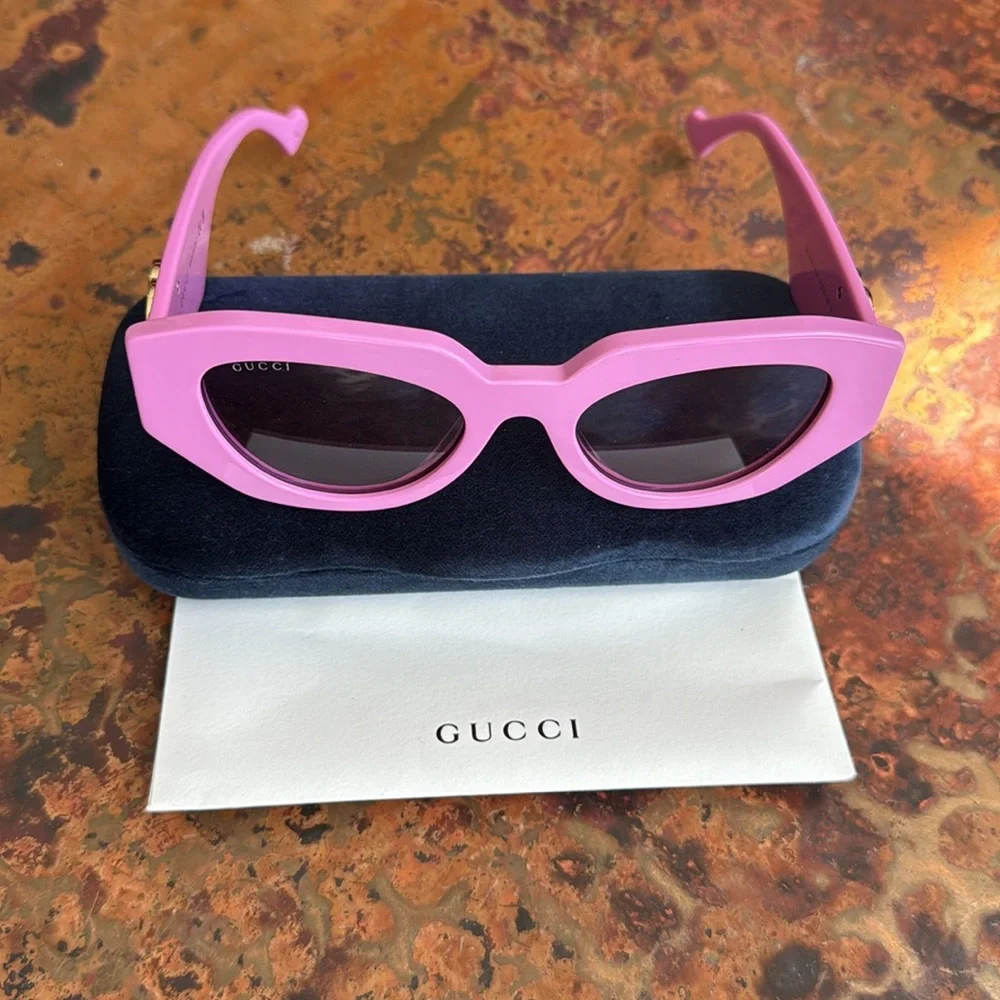 Gucci Pink Geometric Acetate Butterfly Sunglasses Oversized GG Logo w/ Case - Picture 5 of 13